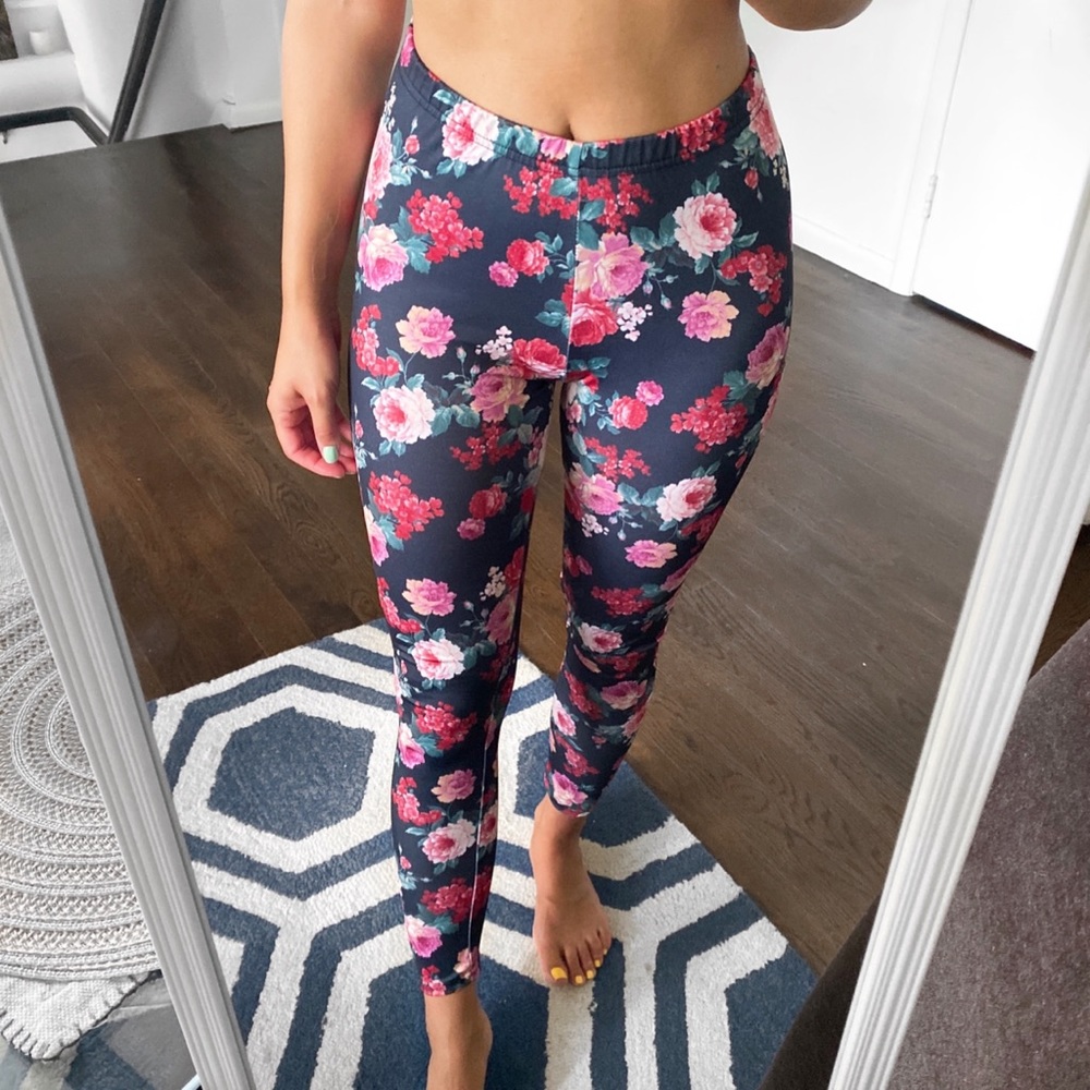 🌸 DARK BLUE PINK FLORAL HIGH WAIST LEGGINGS!